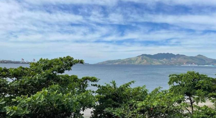 Subic Grand Harbour Hotel Subic Bay Olongapo Esterno foto